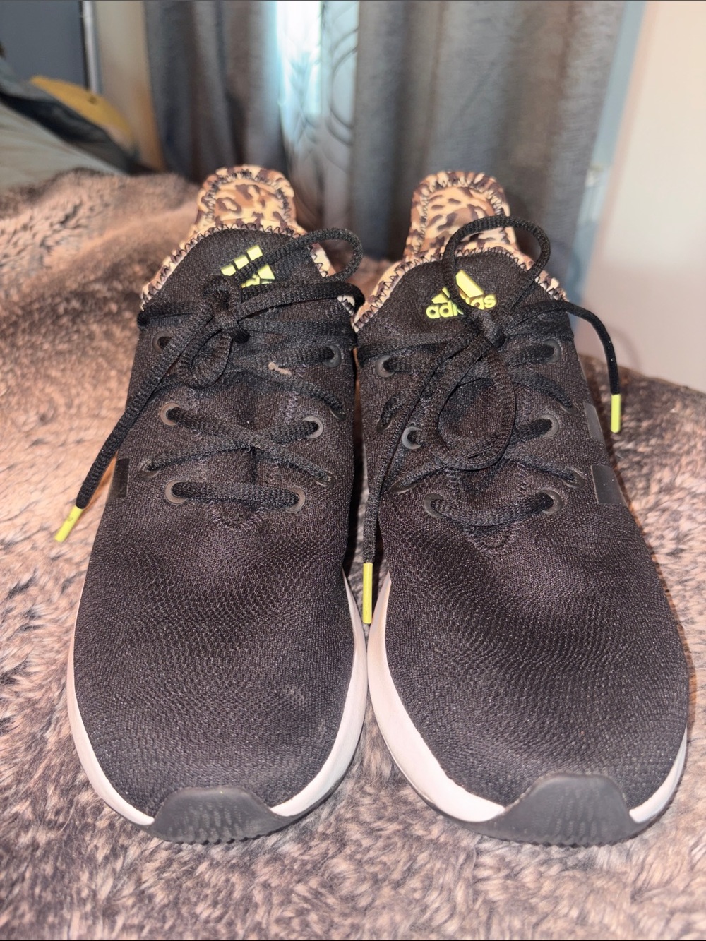 adidas women’s Black Sneakers with Leopard-Print Collar